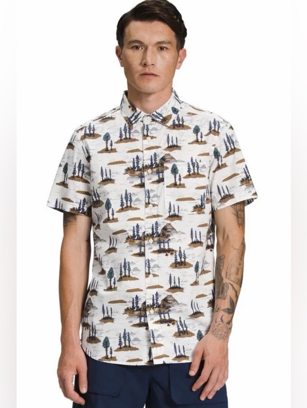 THE NORTH FACE
Men's Short Sleeve Baytrail Pattern Button Down Shirt Size Large